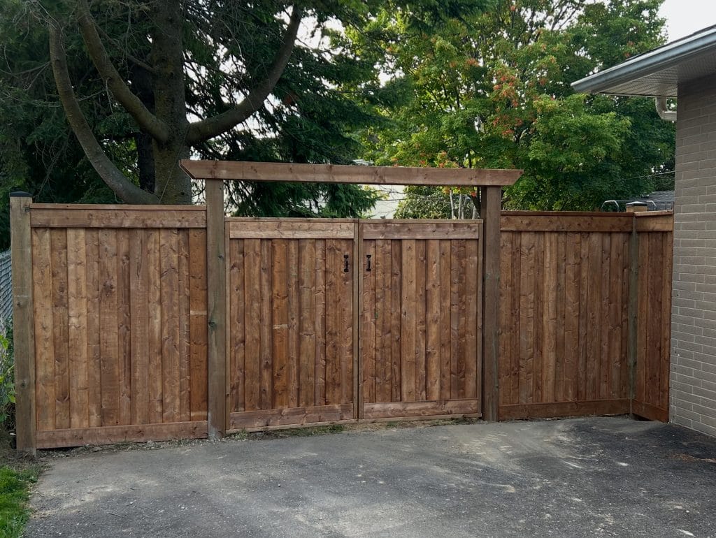 8' wooden gate with lintel and privacy fence