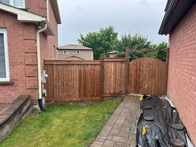 5' wooden gate